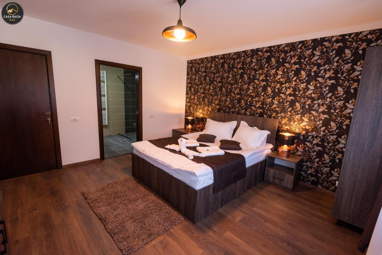 Casa Raisa Hotel บุชเตนี ภายนอก รูปภาพ