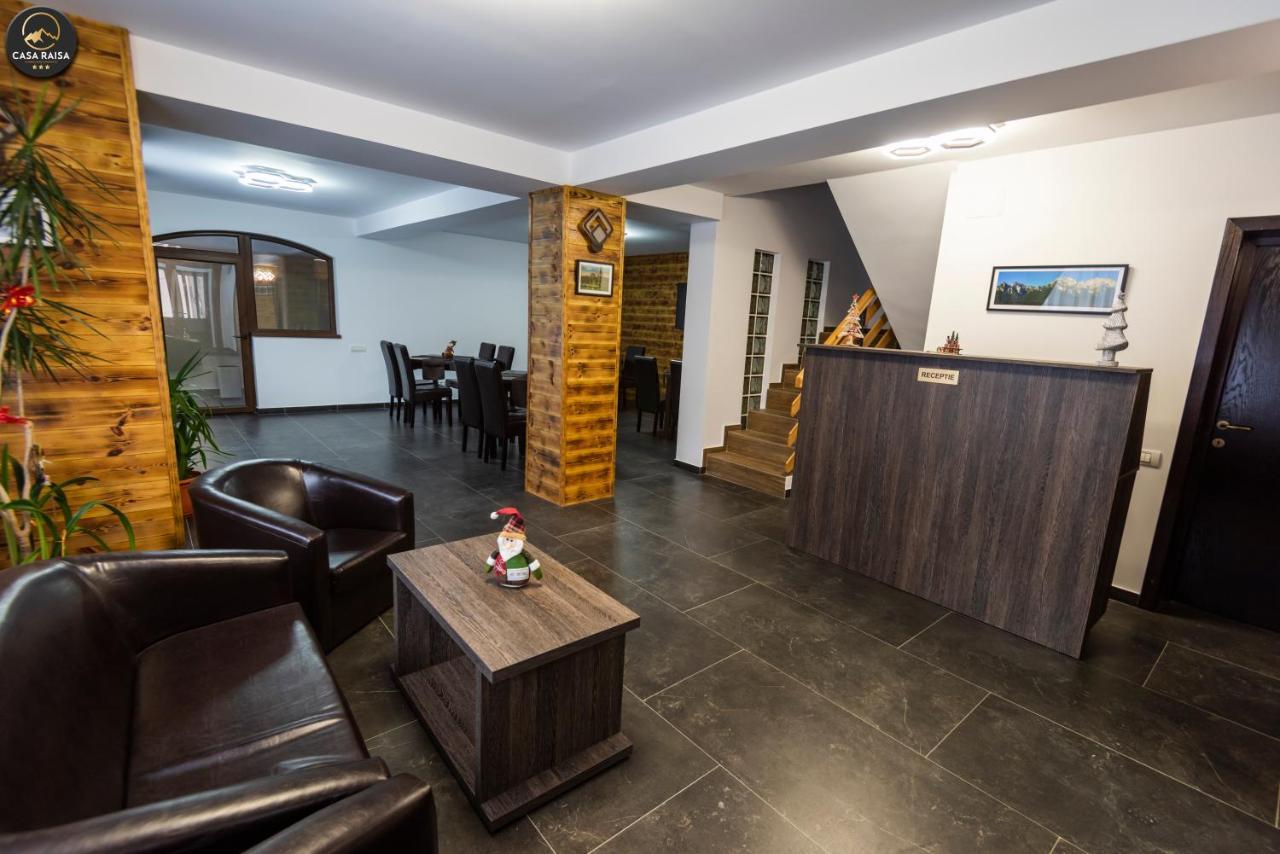 Casa Raisa Hotel บุชเตนี ภายนอก รูปภาพ